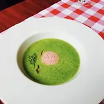 Szálloda Hafen, An Ihg 4*