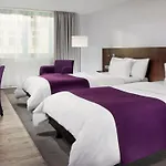 Hafen, An Ihg Szálloda