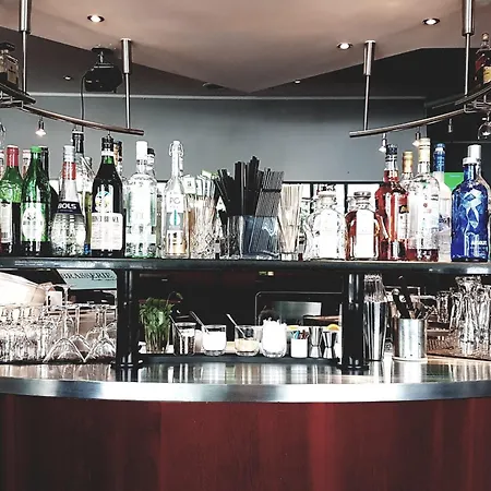 Hafen, An Ihg Hotel