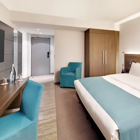 Hafen, An Ihg מלון 4*