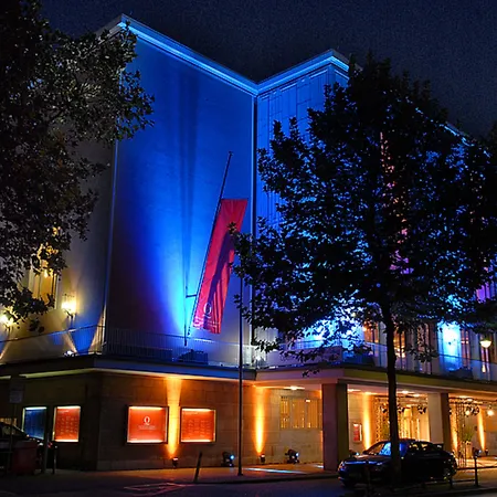 Hafen, An Ihg Düsseldorf