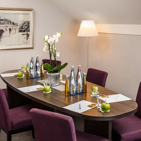 Hafen, An Ihg Düsseldorf